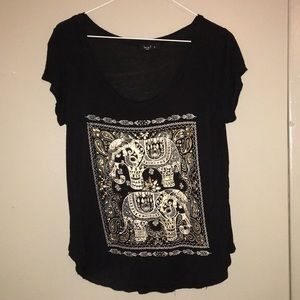 Black super soft tee